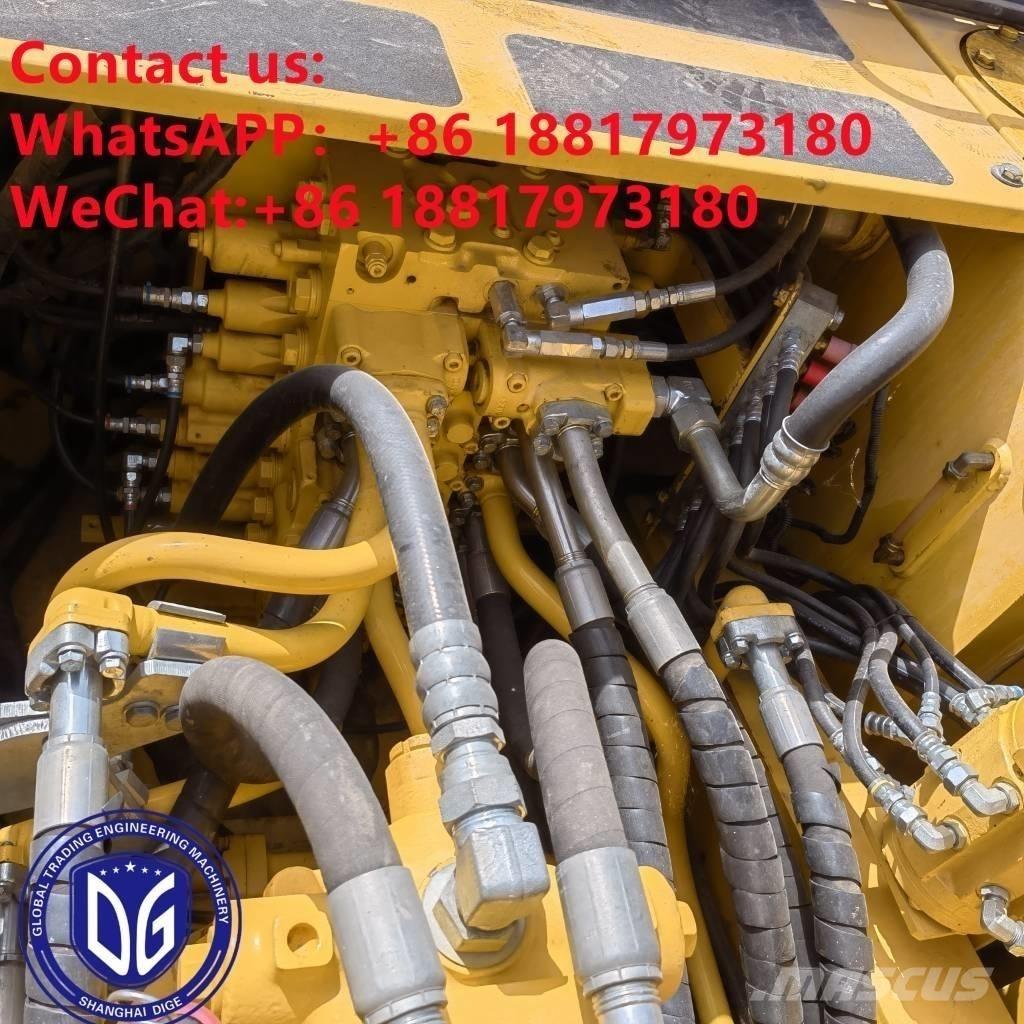 Komatsu PC 360-7 حفارات زحافة