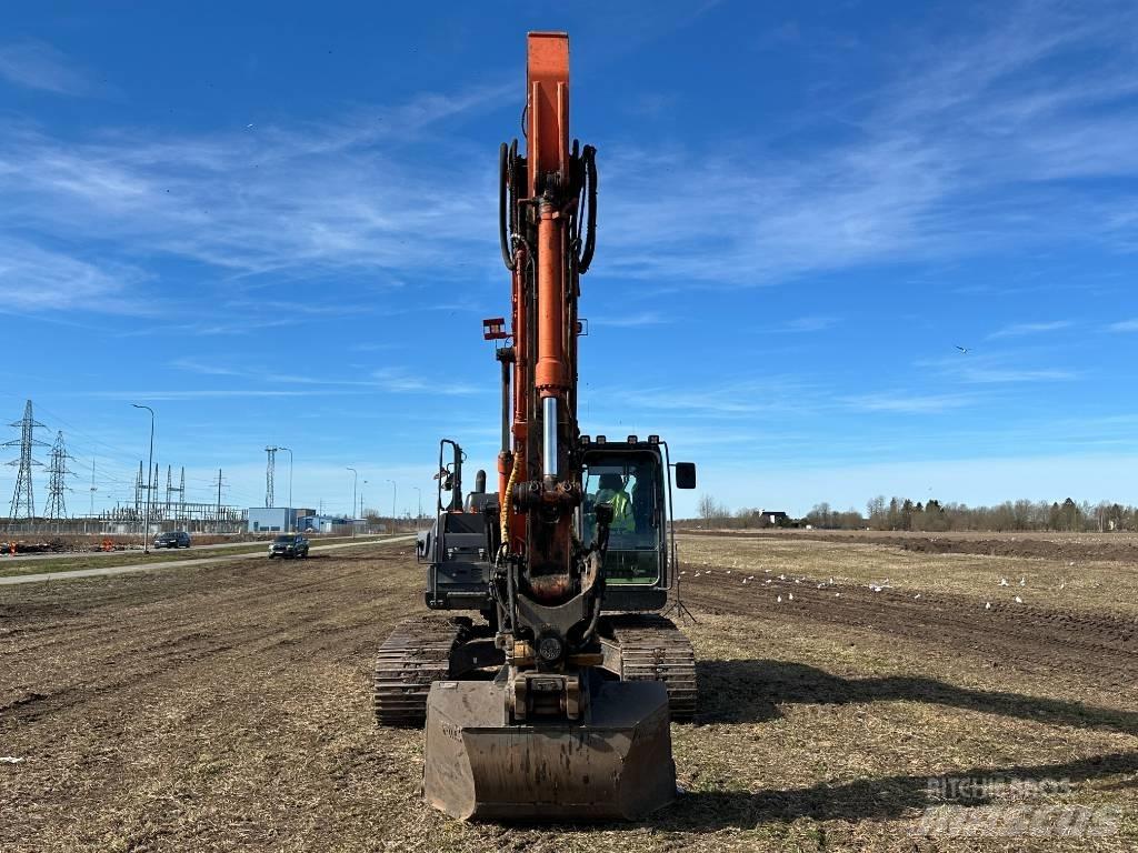 Hitachi ZX 210 LC-6 حفارات زحافة