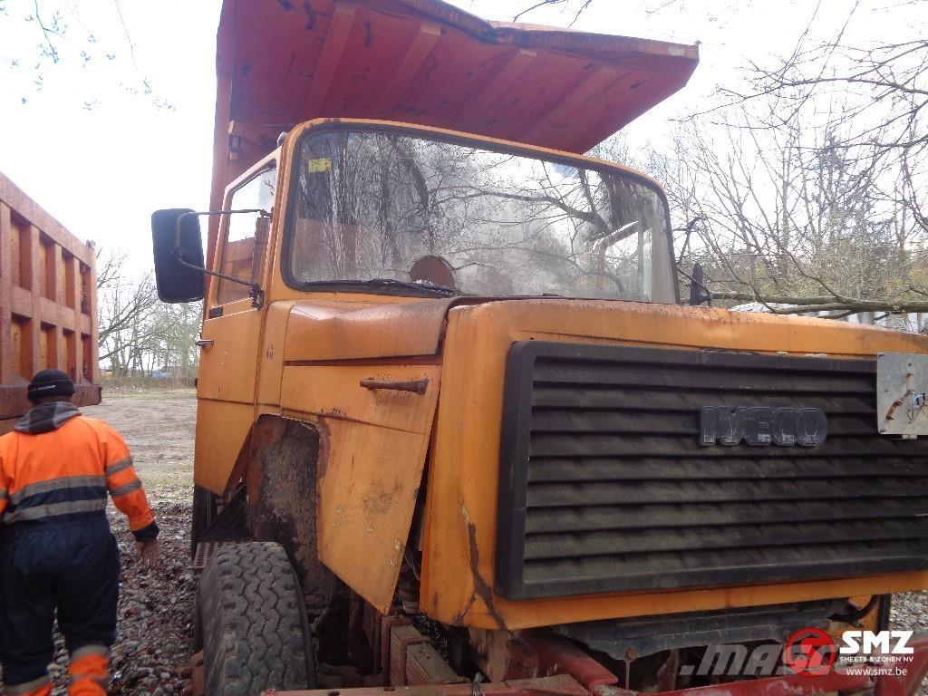 Iveco 330.30 شاحنات الحاويات