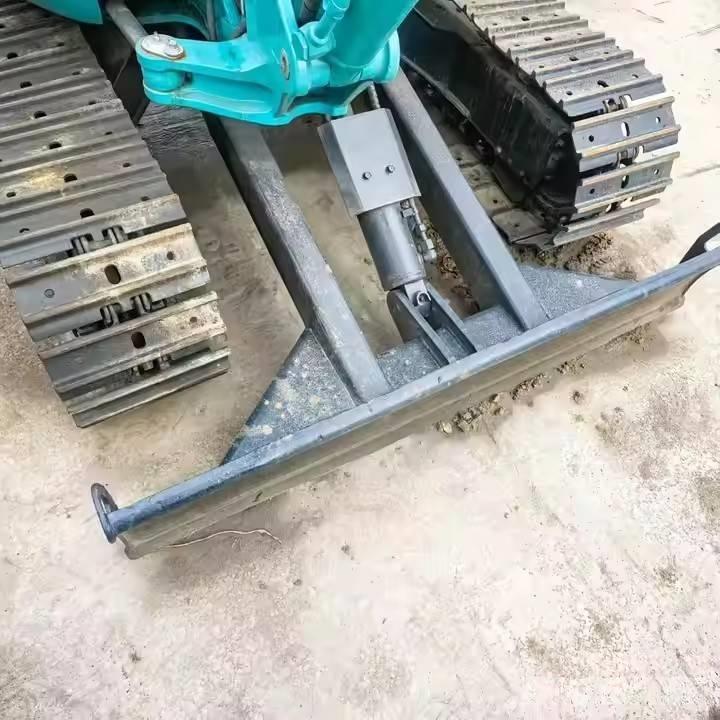 Kubota U30 حفارات زحافة