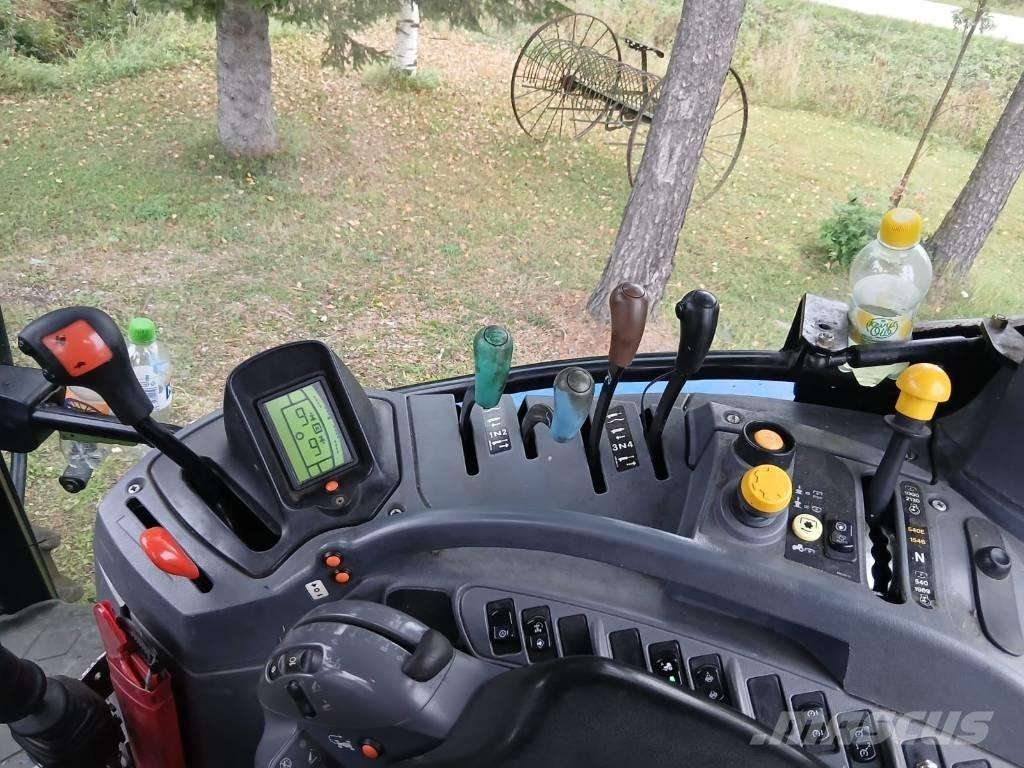 New Holland T 6040 الجرارات