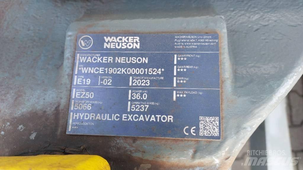 Wacker Neuson EZ50 حفارات زحافة