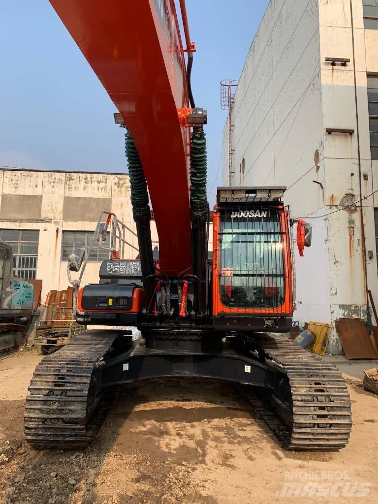 Doosan DX 340 LCA حفارات زحافة