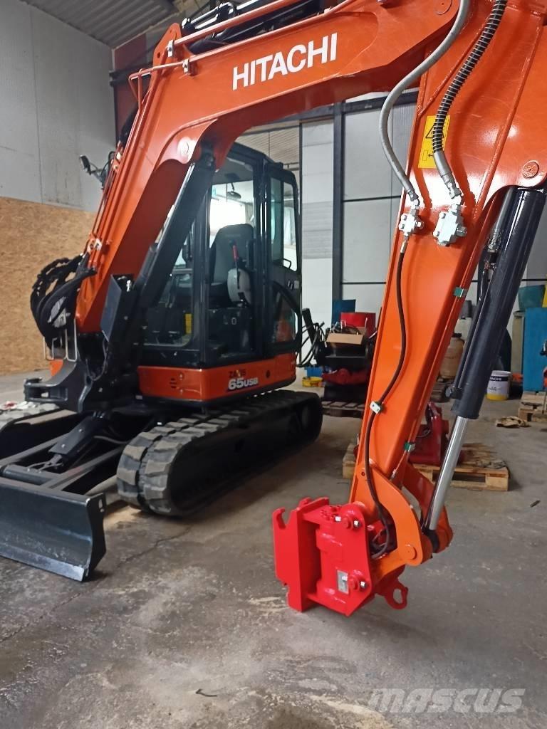 Hitachi ZX65 حفارات زحافة