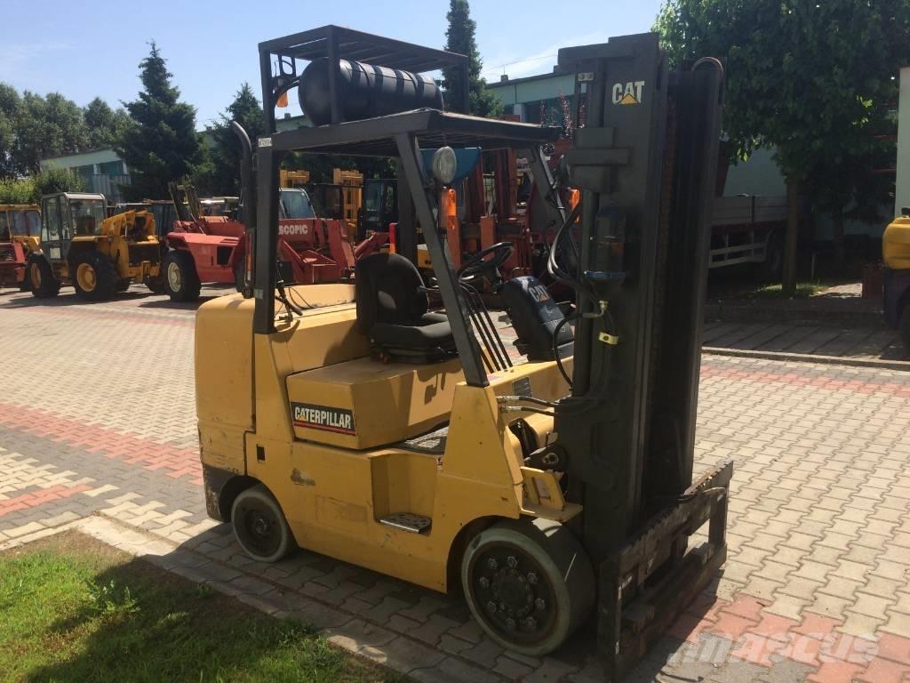 CAT GC45K V-2834 شاحنات LPG