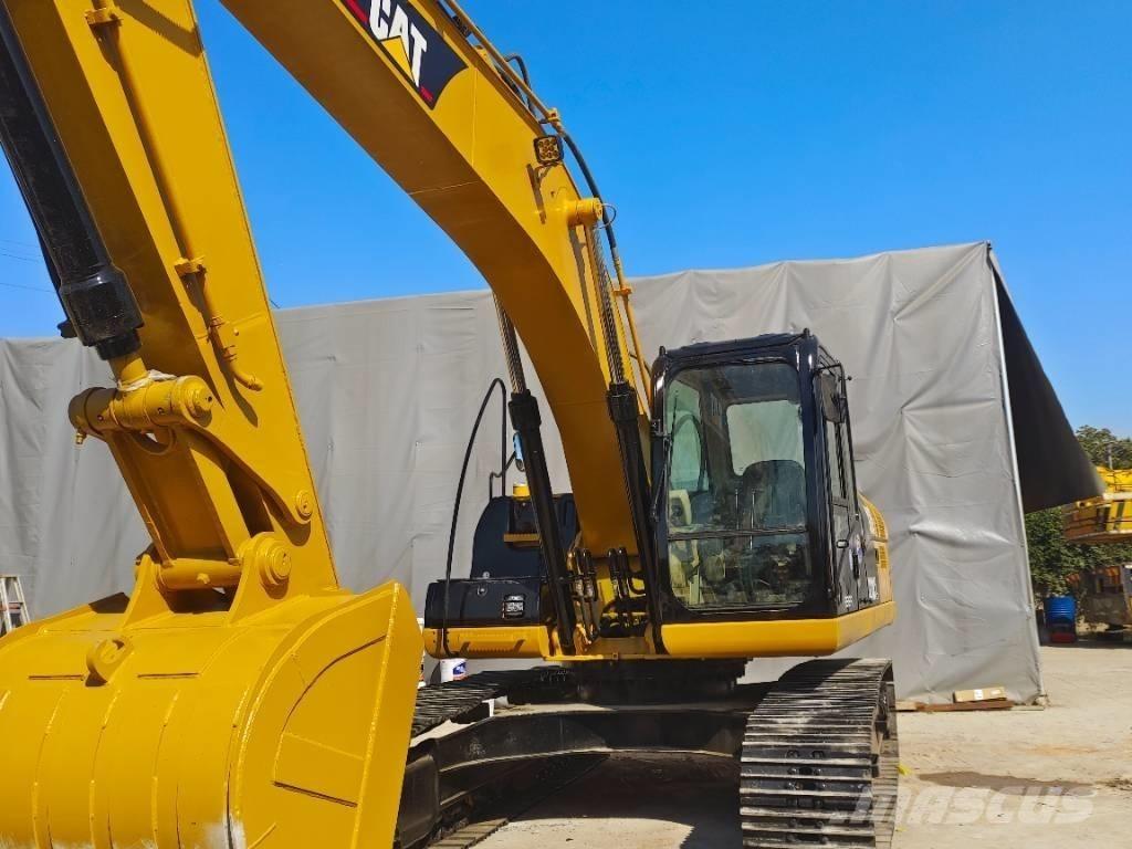 CAT 320 C L حفارات زحافة