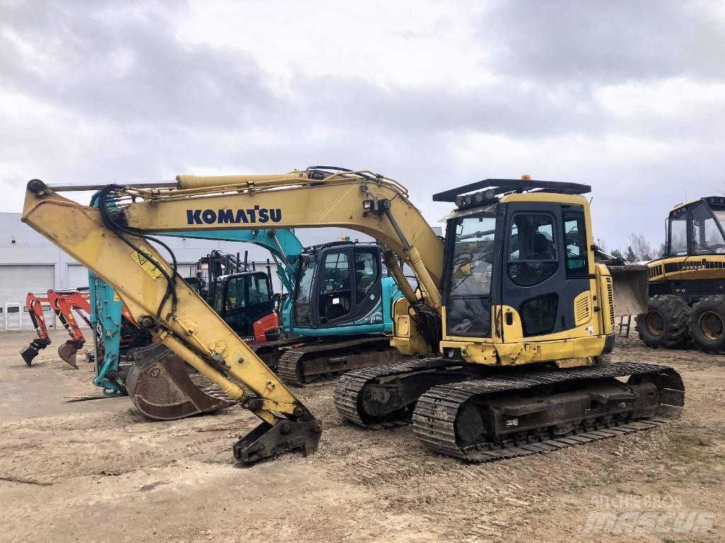 Komatsu PC 138 US-8 حفارات زحافة
