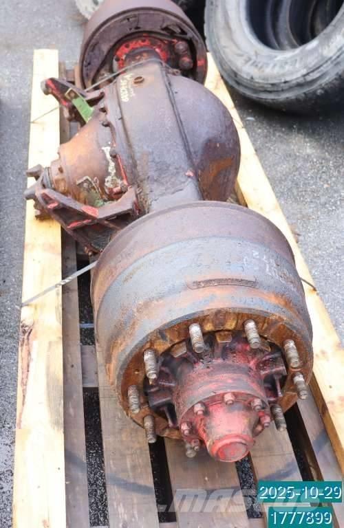 Scania P 82 M محور العجلة