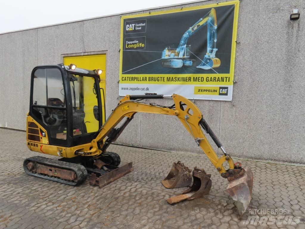 CAT 301.7 D حفارات صغيرة أقل من 7 طن (حفارات صغيرة)