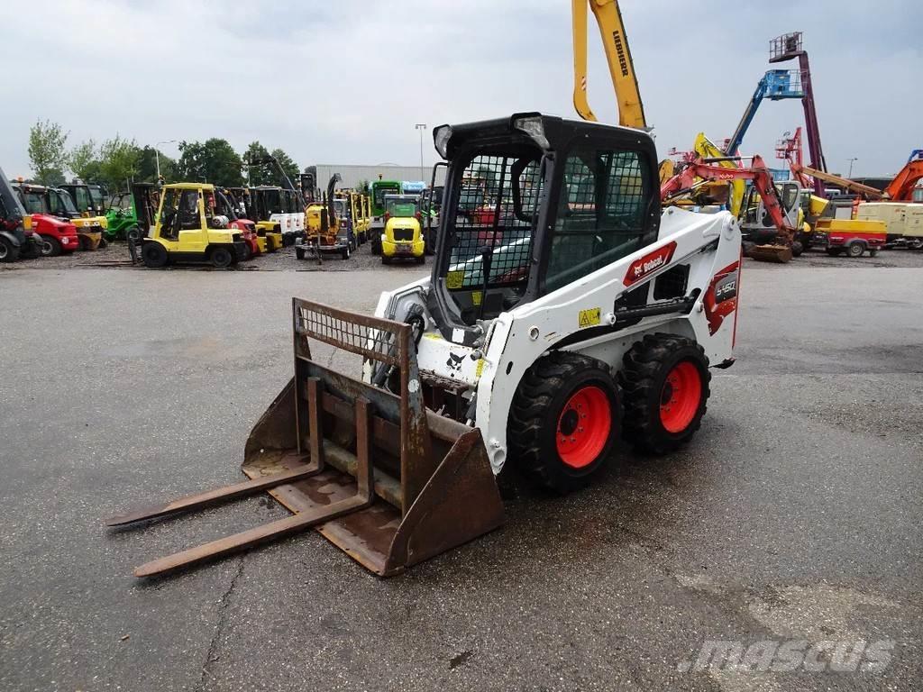 Bobcat S450 لوادر انزلاقية التوجيه