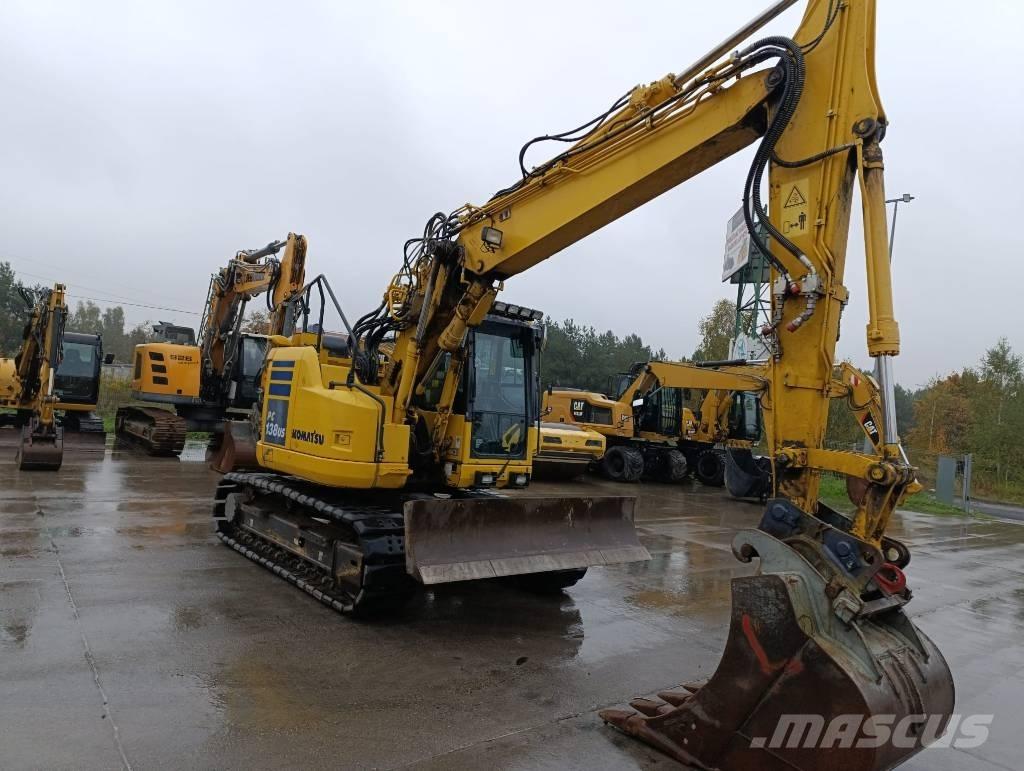 Komatsu PC 138 US-11 حفارات زحافة