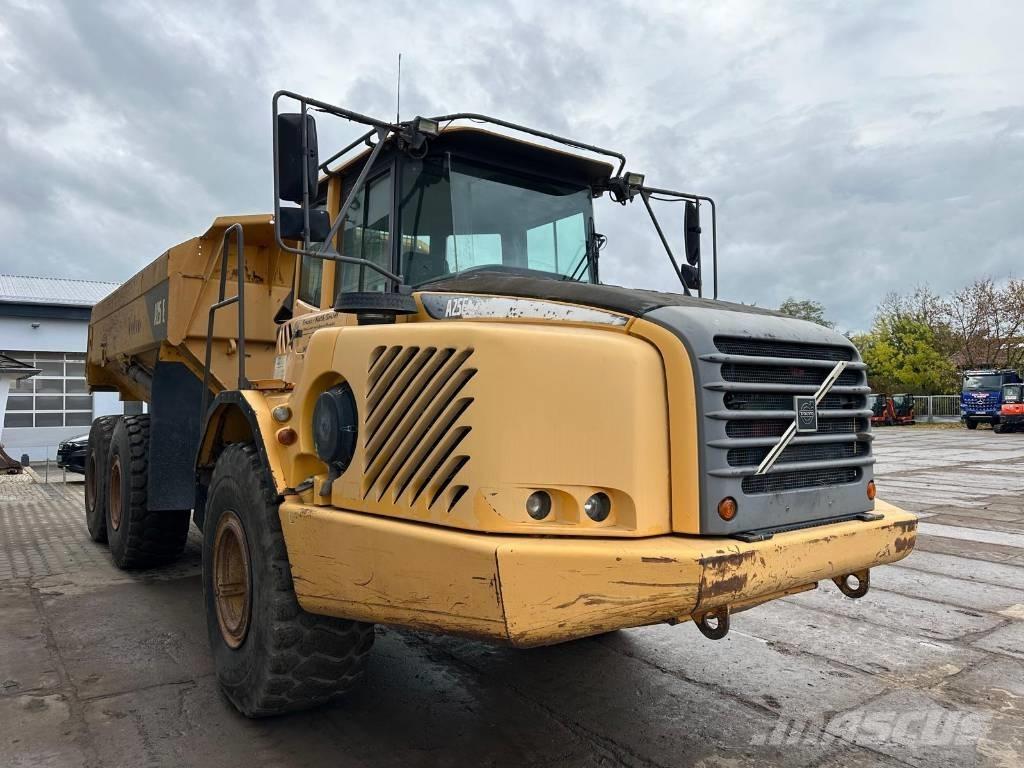 Volvo A 25 E ساحبات مفصلية