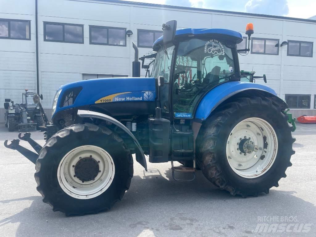 New Holland T 7060 الجرارات