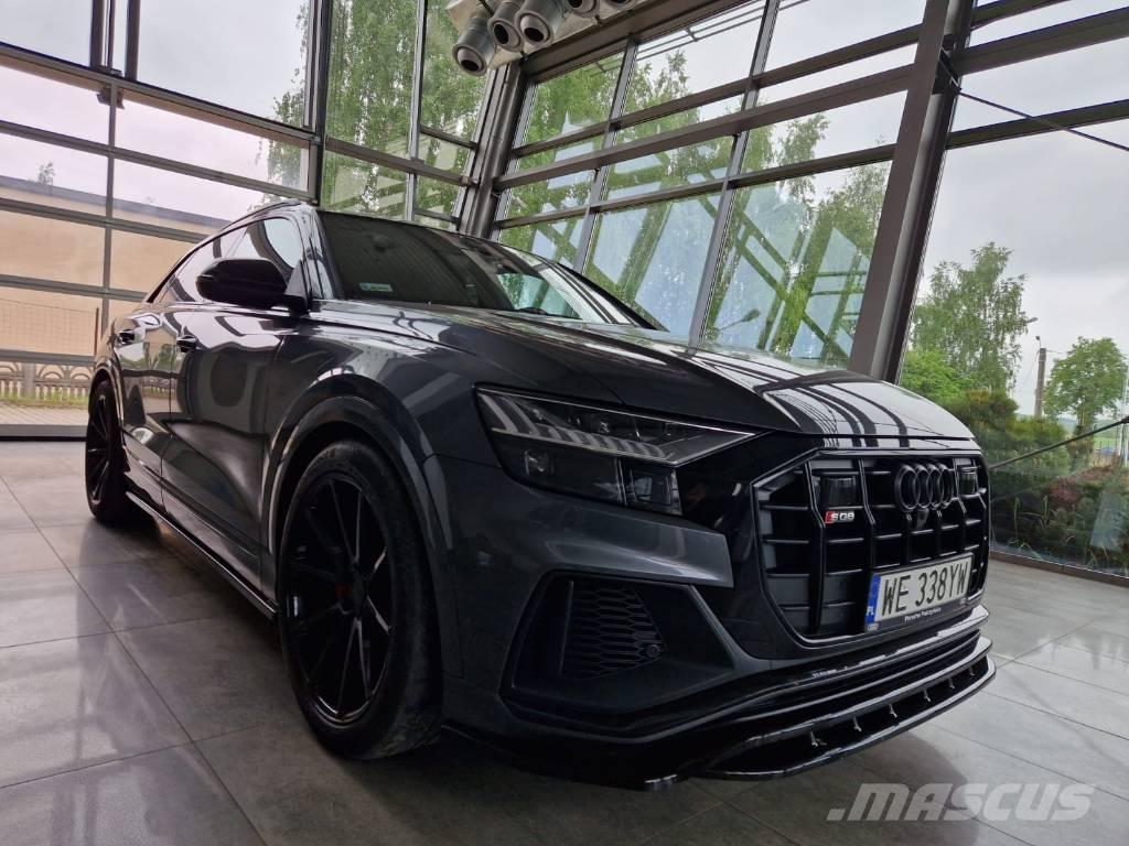 Audi SQ8 سيارات