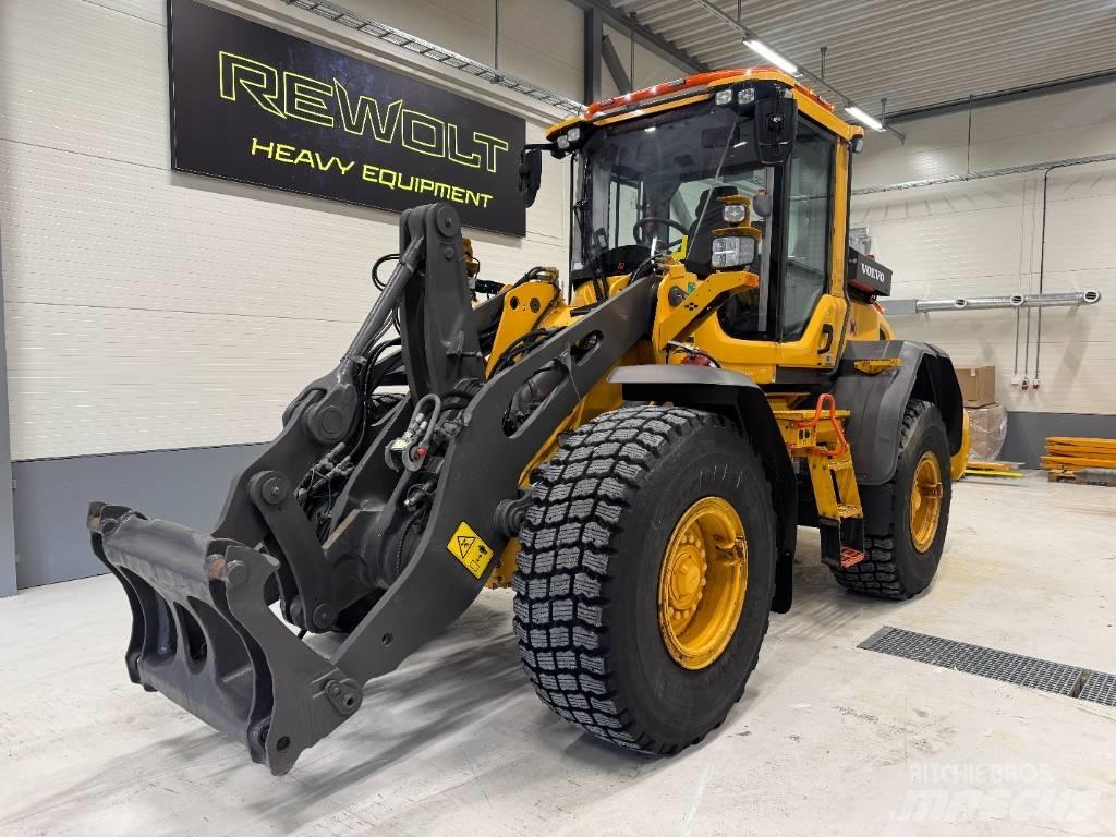 Volvo L 90 H لوادر بعجل