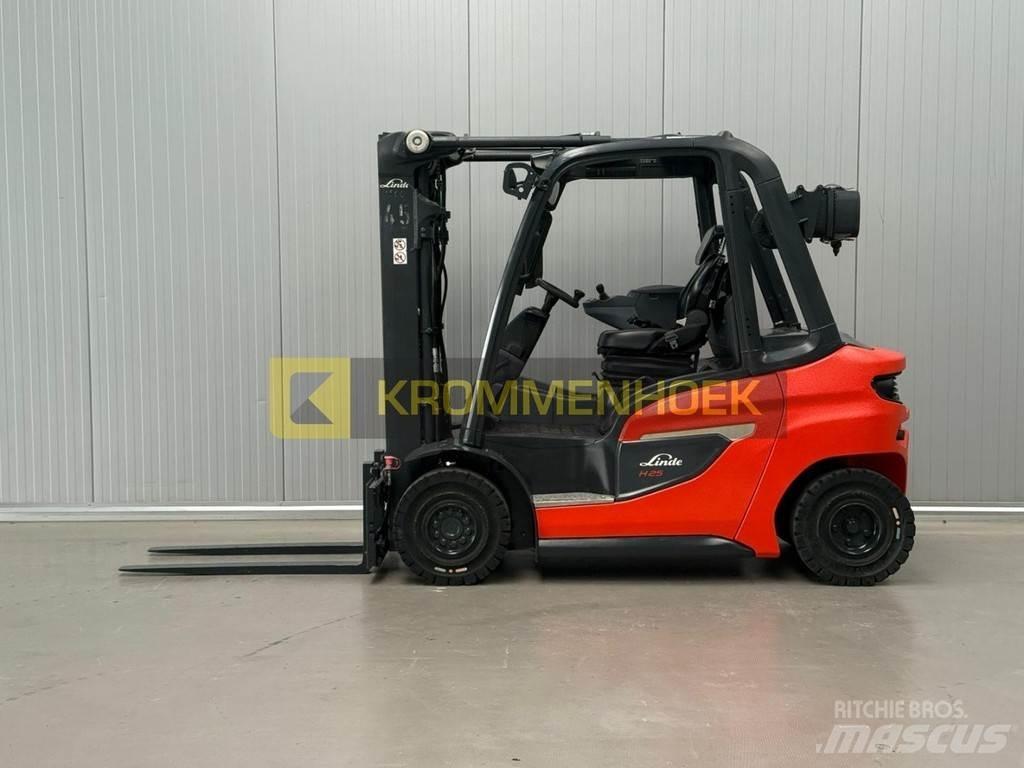 Linde H 25 D شاحنات الديزل