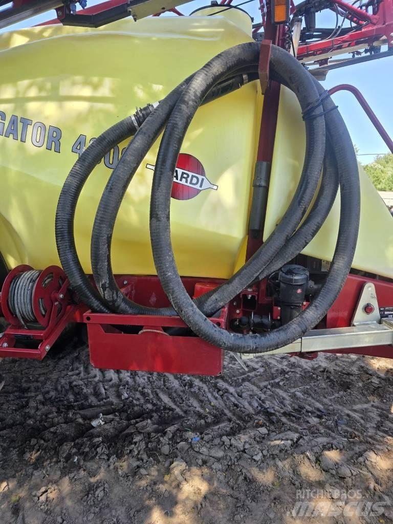 Hardi Navigator 4000 الرشاشات