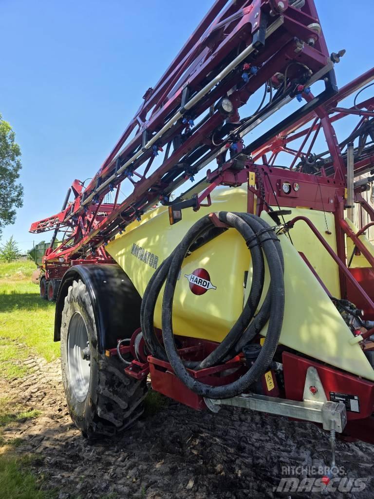 Hardi Navigator 4000 الرشاشات
