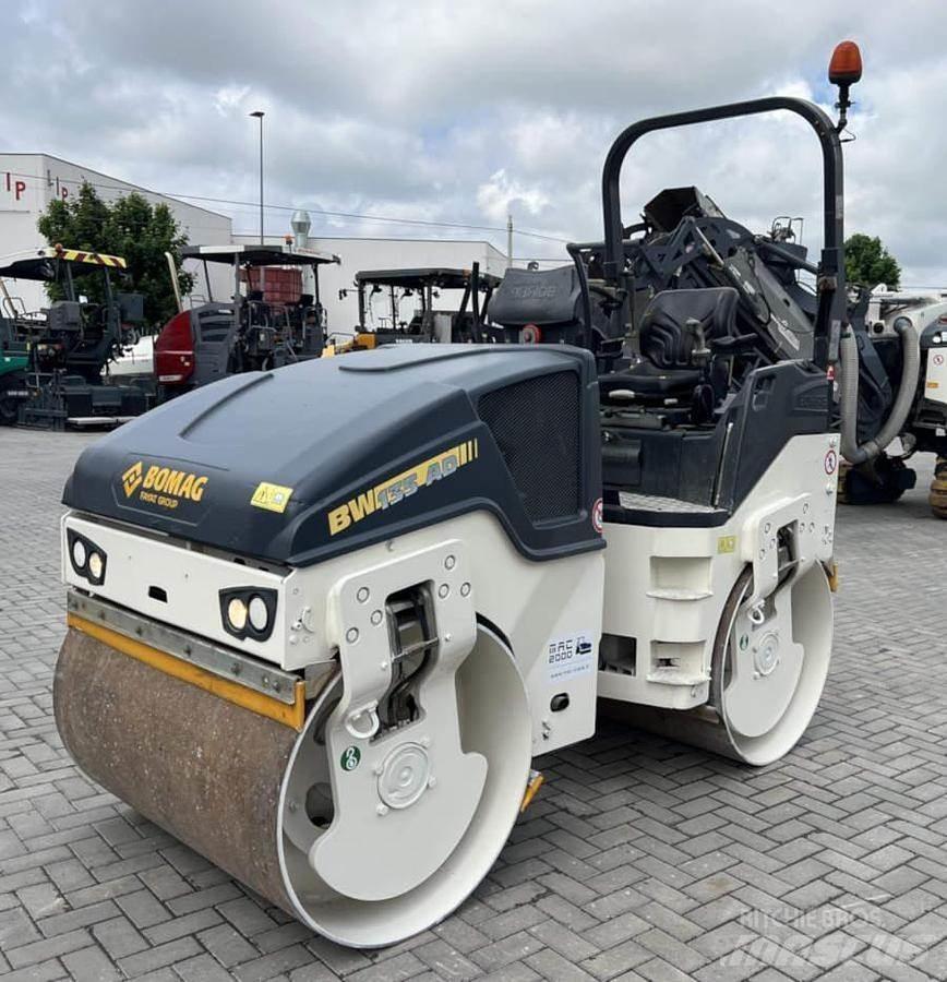 Bomag BW 135 AD-5 مداحل ثنائية الاسطوانة