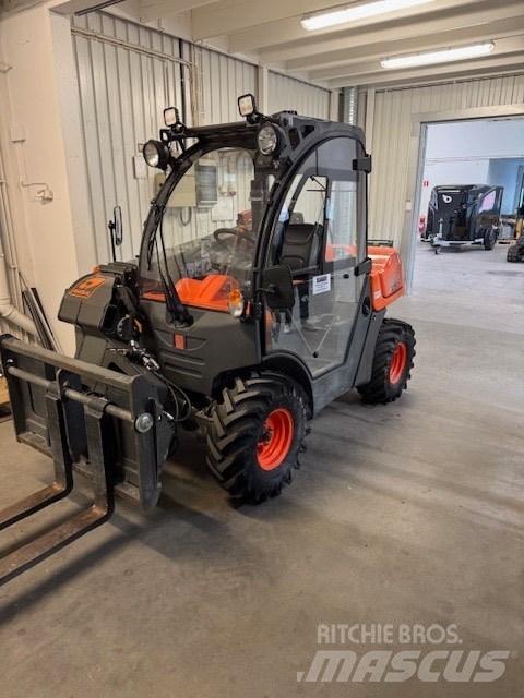 Ausa T 144 H مناولات متداخلة