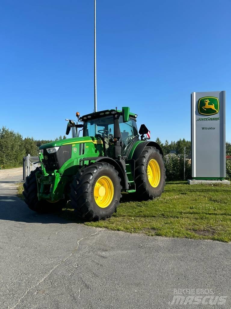 John Deere 6R250 الجرارات