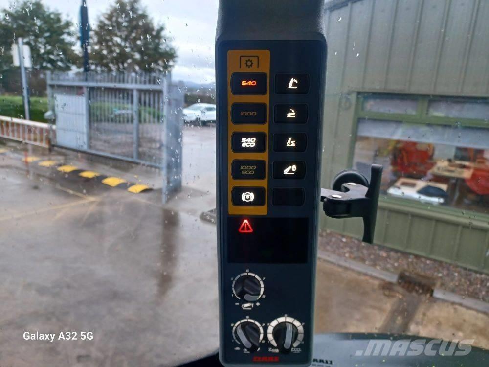 CLAAS Arion 430 الجرارات