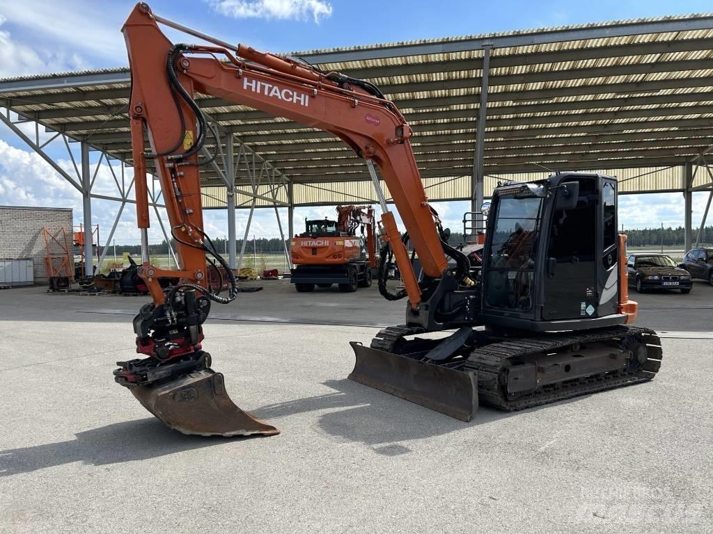 Hitachi ZX 85 US B حفارات وسط 7 طن - 12 طن