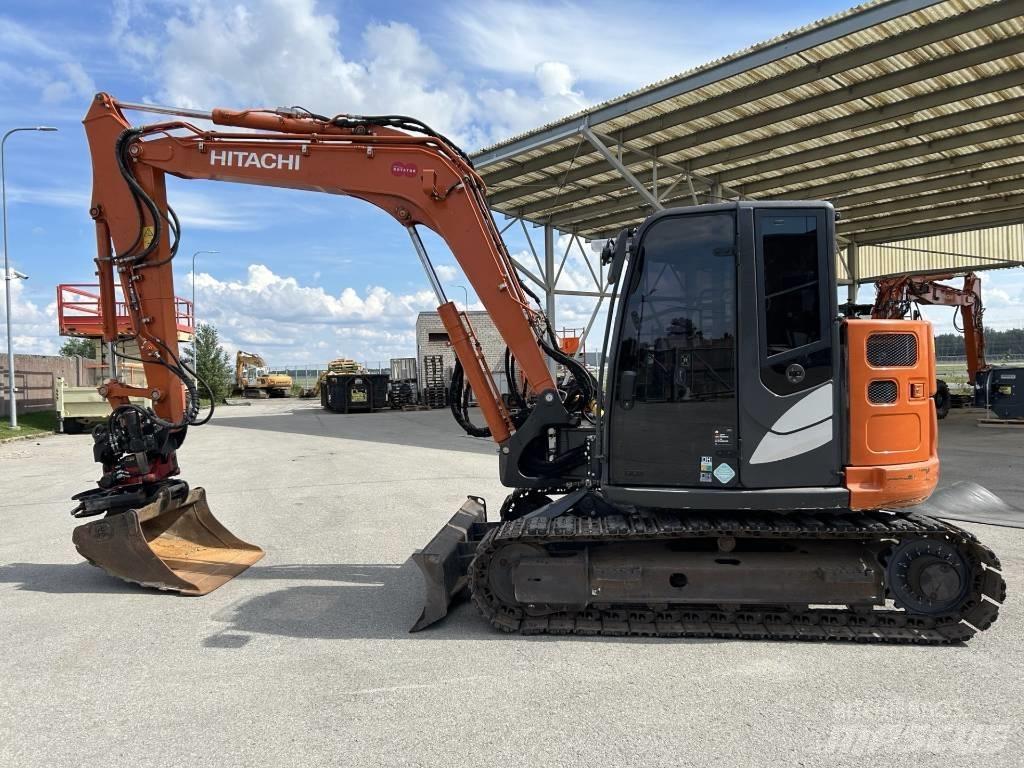 Hitachi ZX 85 US B حفارات وسط 7 طن - 12 طن