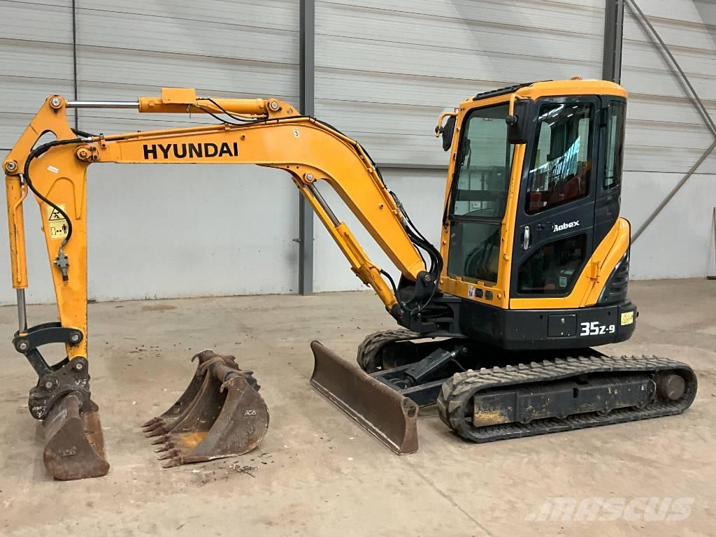 Hyundai Robex 35 Z-9 حفارات صغيرة أقل من 7 طن (حفارات صغيرة)