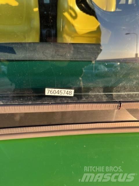 John Deere Gator TE ماكينات منفعة عامة