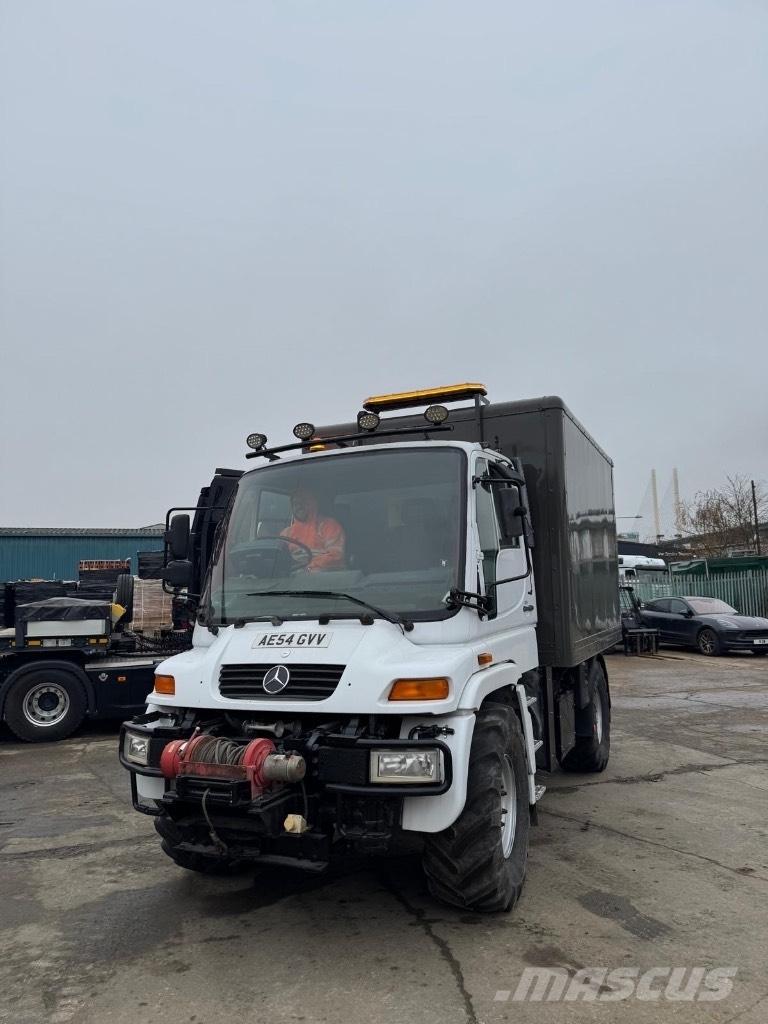 Unimog U300 ماكينات منفعة عامة