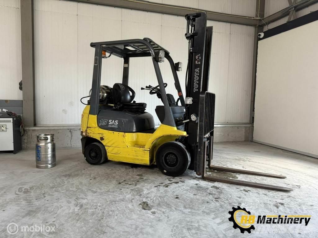 Toyota 42-7FGF15 شاحنات ذات رافعات شوكية - أخرى
