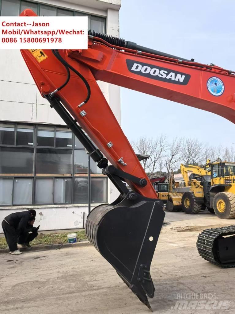 Doosan DX 225 LCA حفارات زحافة