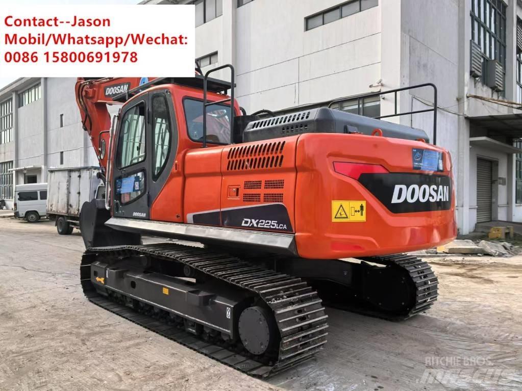Doosan DX 225 LCA حفارات زحافة