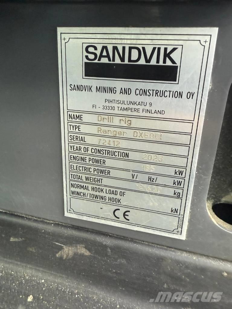 Sandvik DX 800I معدات الثقب السطحي