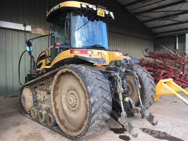 Challenger MT 765 D الجرارات