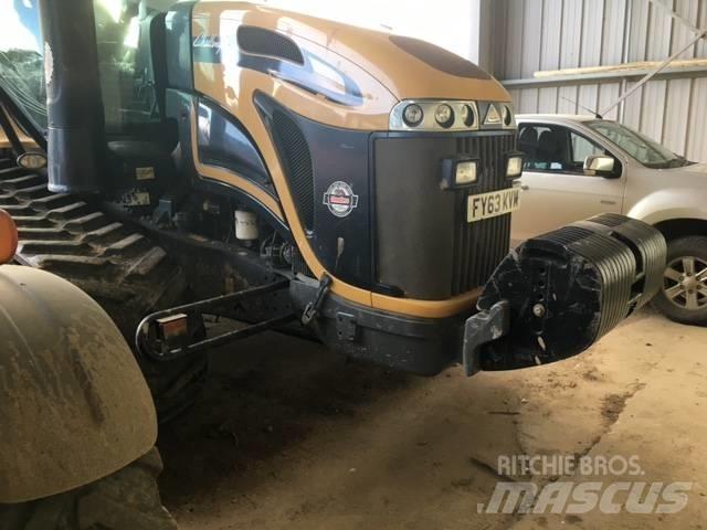 Challenger MT 765 D الجرارات