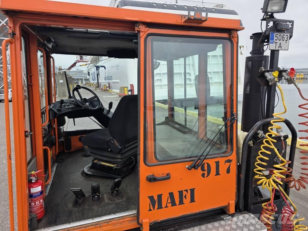 Mafi MT 32 R 4X4 جرارات صالات المطارات