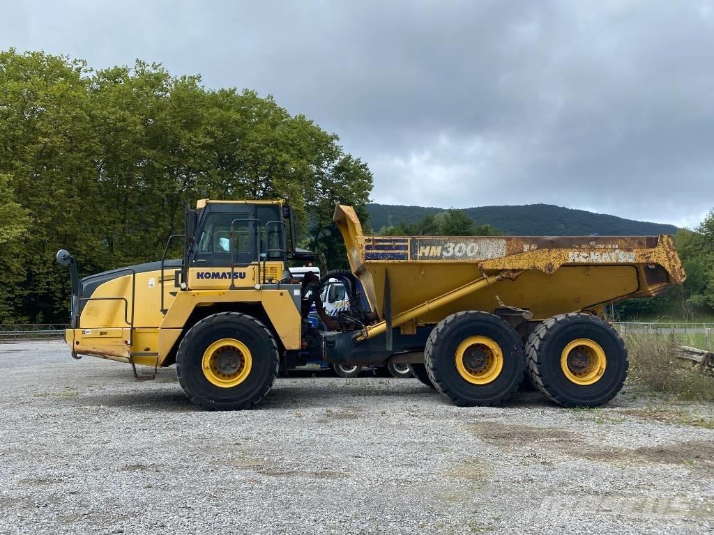Komatsu HM 300-3 ساحبات مفصلية