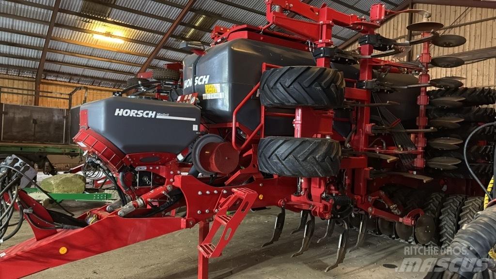 Horsch Focus 6 TD مثاقيب