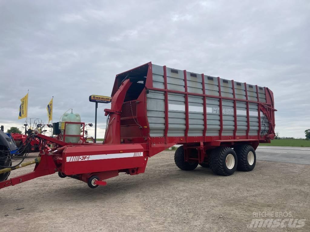 JF CT 4200 مقطورات ذاتية التحميل