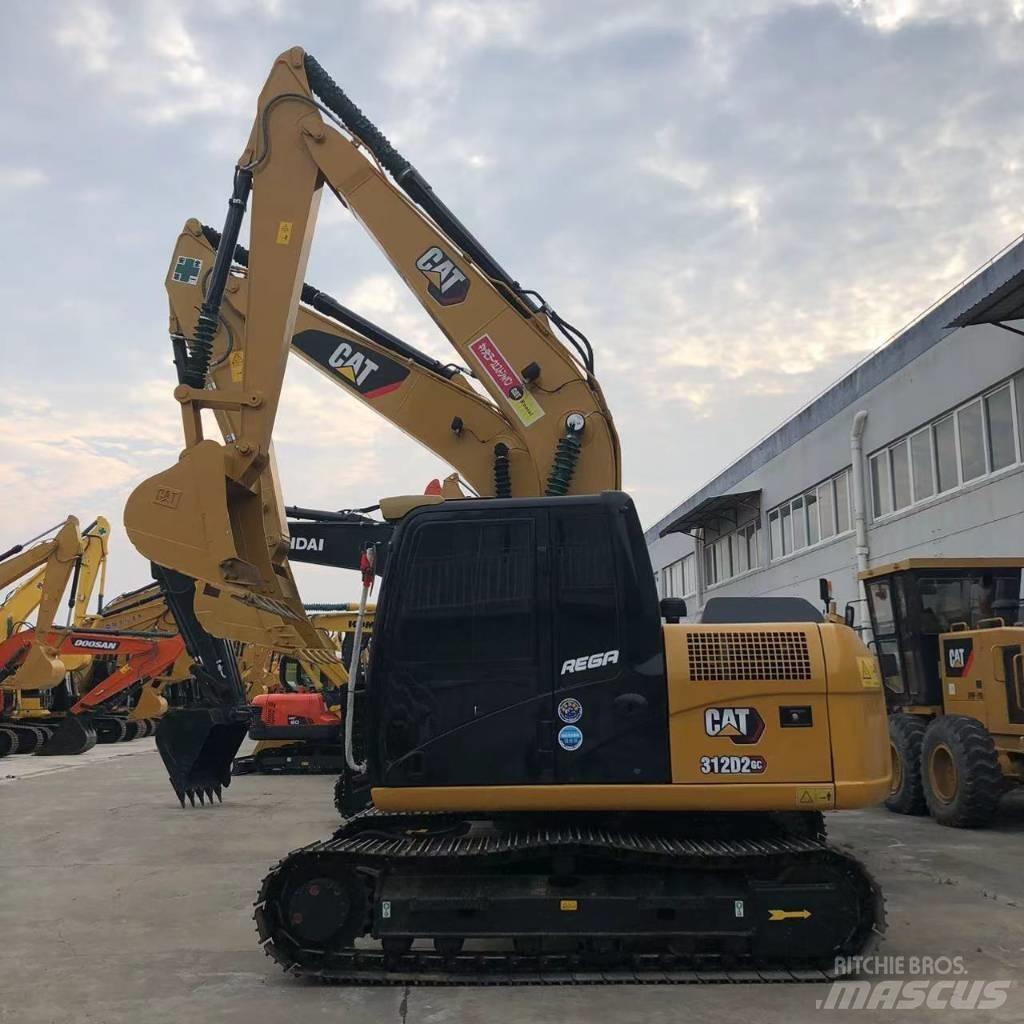 CAT 312 D 2 L حفارات زحافة