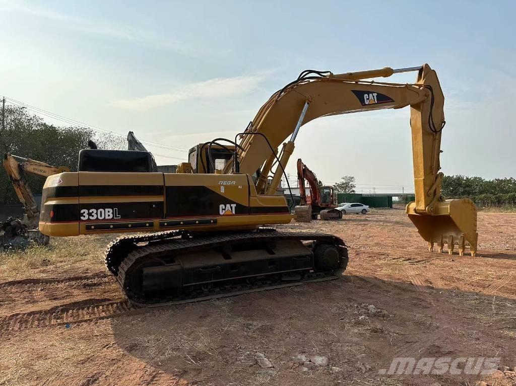 CAT 330B حفارات زحافة