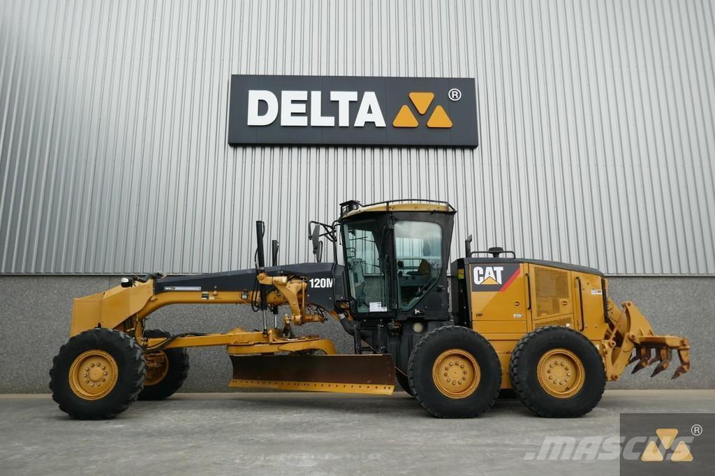 CAT 120M معدات تمهيد الطرق