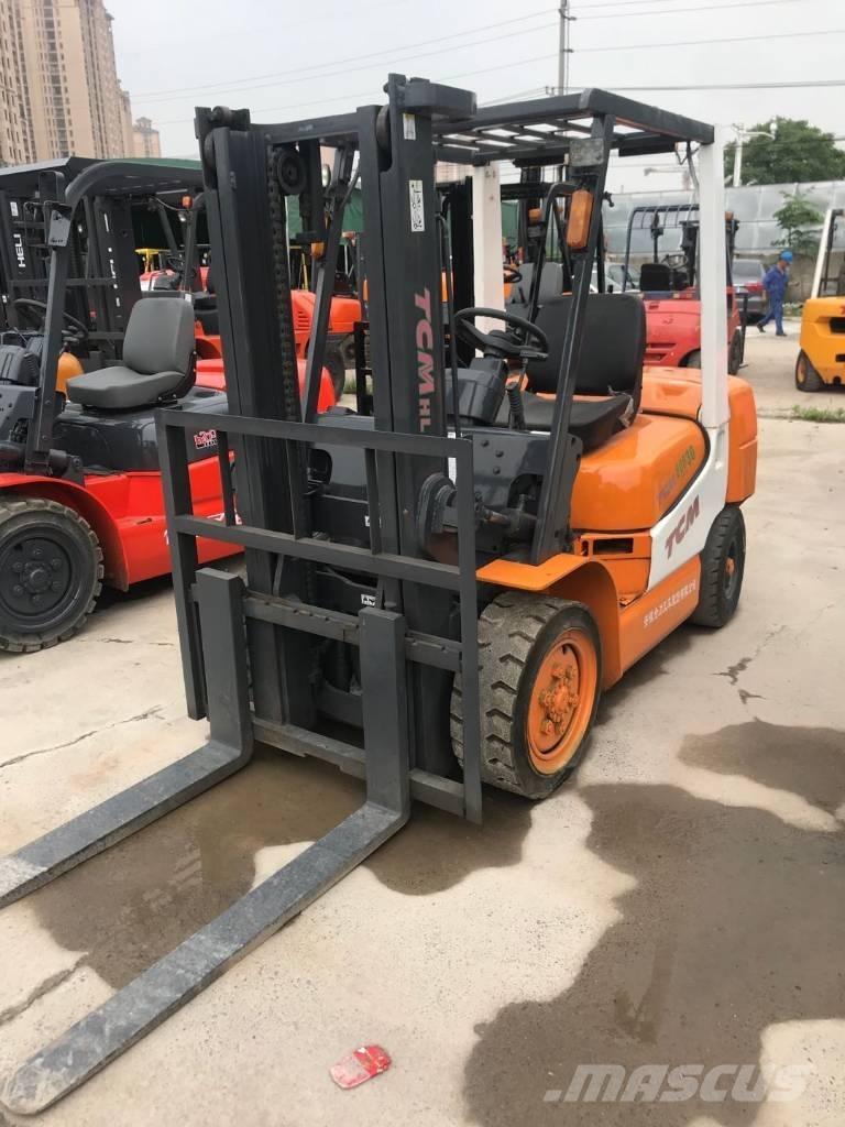 TCM FD 30 شاحنات الديزل