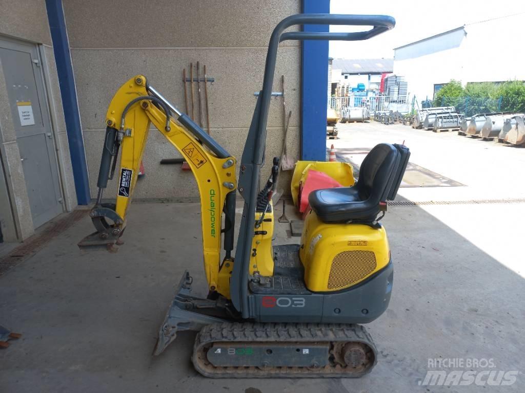 Wacker Neuson 803 حفارات زحافة