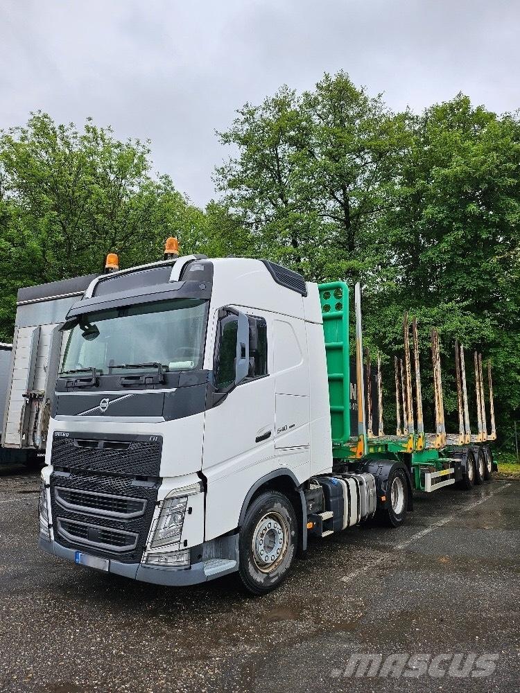 Volvo FH 540 شاحنات أشجار