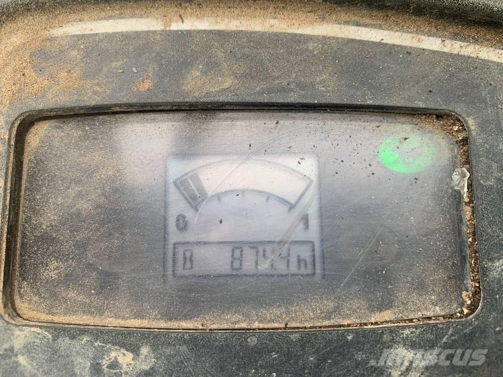 JCB 8025 ZTS حفارات صغيرة أقل من 7 طن (حفارات صغيرة)