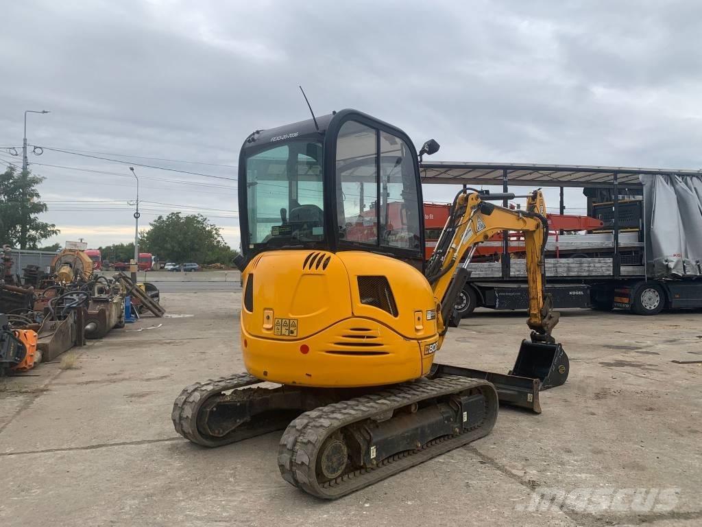 JCB 8025 ZTS حفارات صغيرة أقل من 7 طن (حفارات صغيرة)