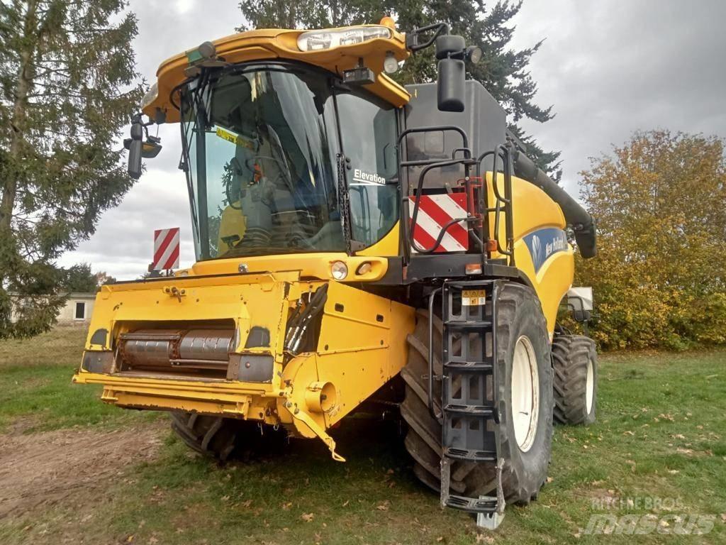 New Holland CR 9080 حصادات